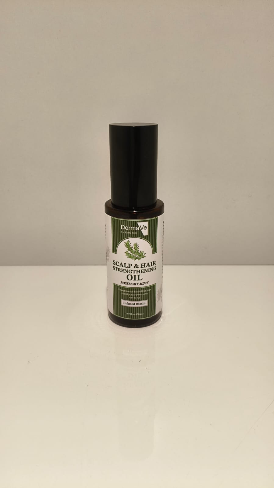 DermaVe Scalp & Hair Strengthening Oil – Rosemary Mint Infused with Biotin (50ml / 1.69 fl. oz.)