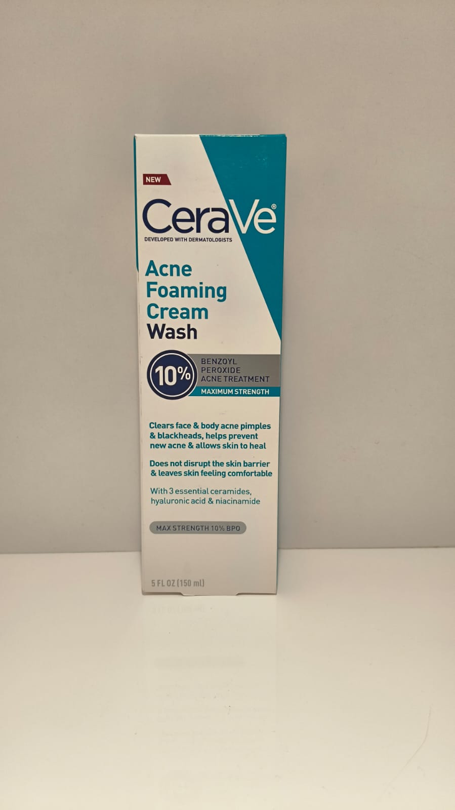 CeraVe Acne Foaming Cream Wash Maximum Strength 10% Benzoyl Peroxide Face & Body Acne Treatment with Ceramides & Niacinamide (150ml)